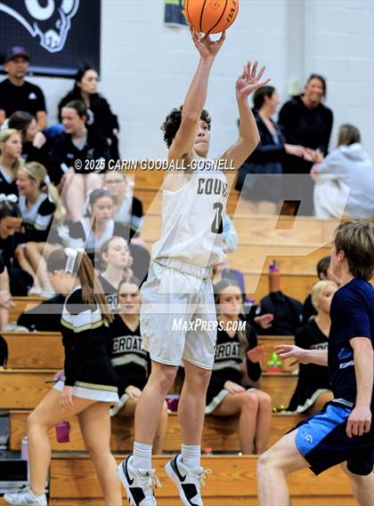 Thumbnail 2 in JV: East Duplin @ Croatan photogallery.