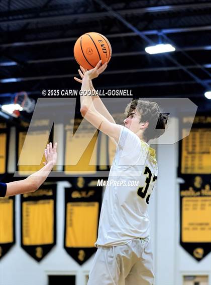 Thumbnail 3 in JV: East Duplin @ Croatan photogallery.