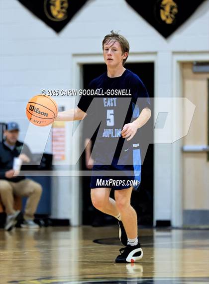 Thumbnail 1 in JV: East Duplin @ Croatan photogallery.
