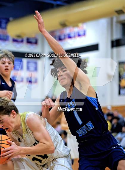Thumbnail 3 in JV: East Duplin @ Croatan photogallery.