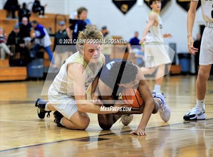 Thumbnail 1 in JV: East Duplin @ Croatan photogallery.