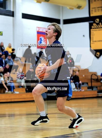 Thumbnail 1 in JV: East Duplin @ Croatan photogallery.
