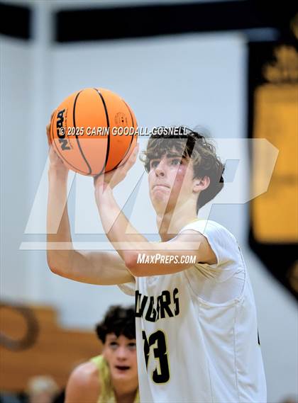 Thumbnail 3 in JV: East Duplin @ Croatan photogallery.