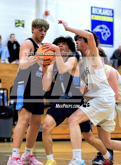 Thumbnail 1 in JV: East Duplin @ Croatan photogallery.