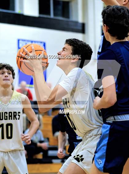 Thumbnail 1 in JV: East Duplin @ Croatan photogallery.