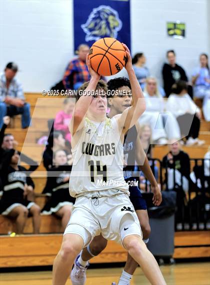 Thumbnail 2 in JV: East Duplin @ Croatan photogallery.