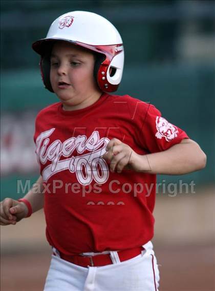 Thumbnail 1 in Belton vs Judson (Rock Hardball Classic) photogallery.