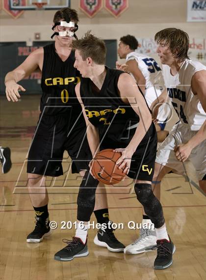 Thumbnail 1 in Carlsbad vs. Capistrano Valley (MaxPreps Holiday Classic) photogallery.