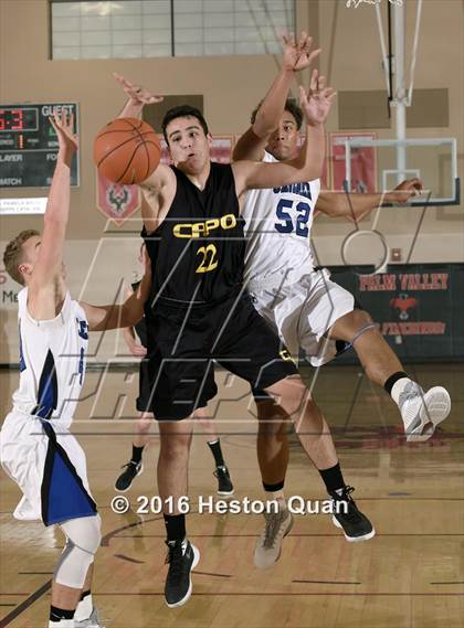 Thumbnail 1 in Carlsbad vs. Capistrano Valley (MaxPreps Holiday Classic) photogallery.