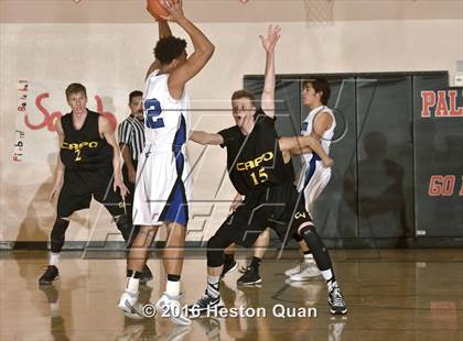 Thumbnail 2 in Carlsbad vs. Capistrano Valley (MaxPreps Holiday Classic) photogallery.