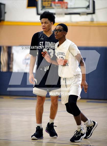 Thumbnail 3 in Woodmere Academy vs. St. Dominic (Empire Invitational) photogallery.
