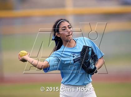 Thumbnail 2 in Pueblo v Catalina Foothills (Tucson Badger Invitational) photogallery.