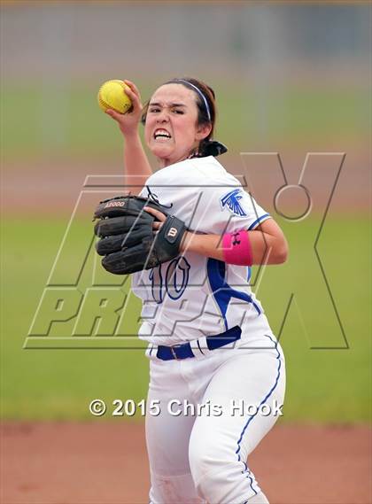 Thumbnail 1 in Pueblo v Catalina Foothills (Tucson Badger Invitational) photogallery.