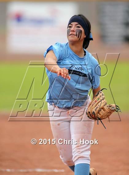 Thumbnail 2 in Pueblo v Catalina Foothills (Tucson Badger Invitational) photogallery.