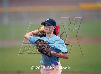 Thumbnail 3 in Pueblo v Catalina Foothills (Tucson Badger Invitational) photogallery.