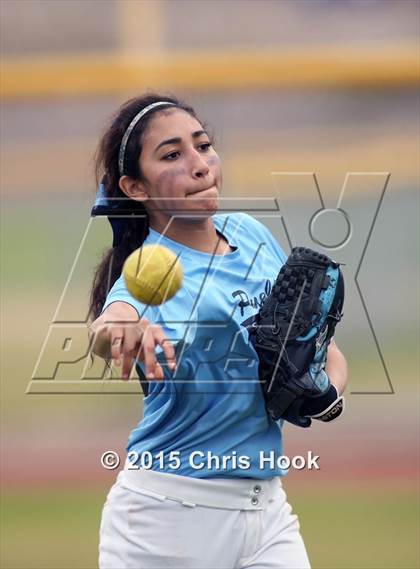 Thumbnail 3 in Pueblo v Catalina Foothills (Tucson Badger Invitational) photogallery.