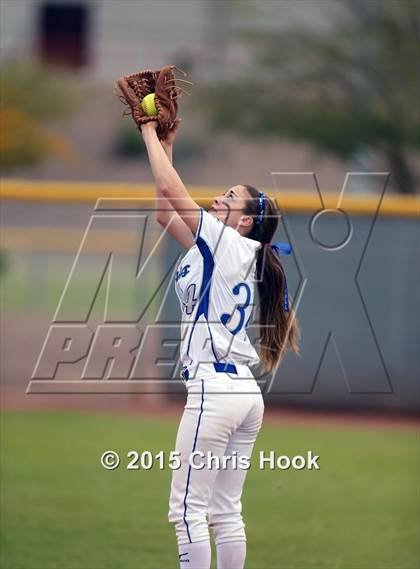 Thumbnail 1 in Pueblo v Catalina Foothills (Tucson Badger Invitational) photogallery.