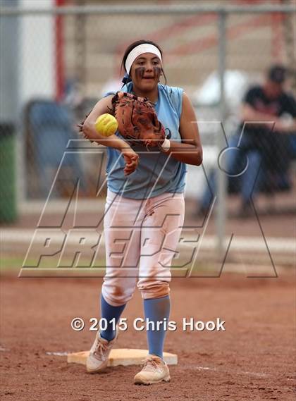 Thumbnail 1 in Pueblo v Catalina Foothills (Tucson Badger Invitational) photogallery.