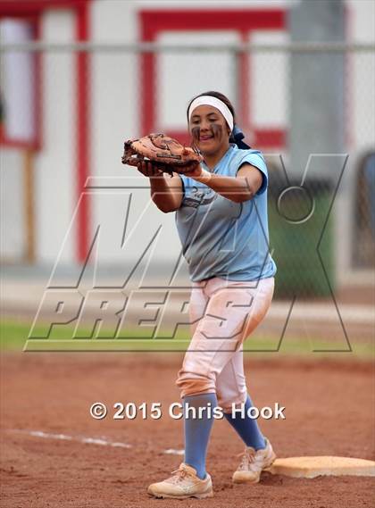Thumbnail 2 in Pueblo v Catalina Foothills (Tucson Badger Invitational) photogallery.