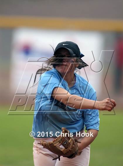 Thumbnail 2 in Pueblo v Catalina Foothills (Tucson Badger Invitational) photogallery.