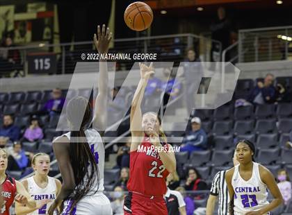 Thumbnail 3 in Omaha Westside vs. Omaha Central (Metro Tournament) photogallery.
