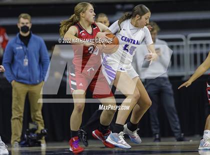 Thumbnail 1 in Omaha Westside vs. Omaha Central (Metro Tournament) photogallery.