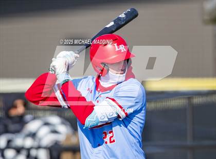 Thumbnail 1 in Lumberton vs. Hardin-Jefferson (Anahuac Tournament) photogallery.
