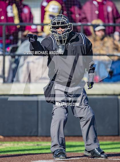 Thumbnail 1 in Lumberton vs. Hardin-Jefferson (Anahuac Tournament) photogallery.