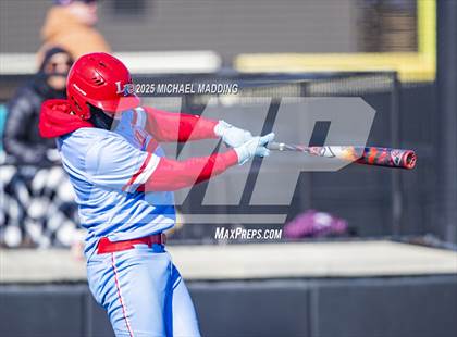Thumbnail 1 in Lumberton vs. Hardin-Jefferson (Anahuac Tournament) photogallery.