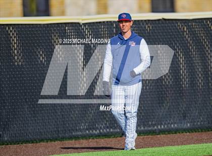 Thumbnail 1 in Lumberton vs. Hardin-Jefferson (Anahuac Tournament) photogallery.