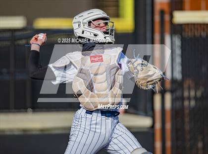 Thumbnail 2 in Lumberton vs. Hardin-Jefferson (Anahuac Tournament) photogallery.