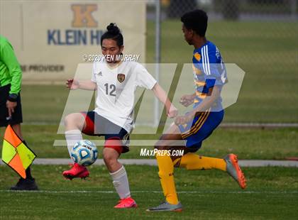 Thumbnail 2 in Klein Collins @ Klein photogallery.