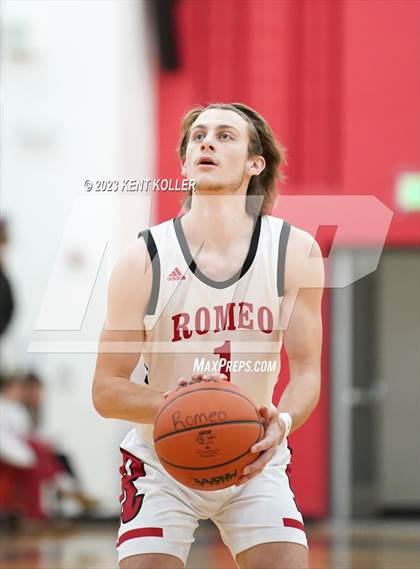 Thumbnail 3 in Port Huron @ Romeo photogallery.