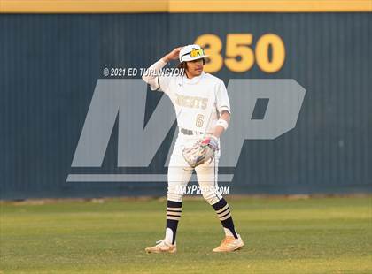 Thumbnail 1 in Etowah @ River Ridge photogallery.
