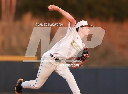 Thumbnail 2 in Etowah @ River Ridge photogallery.