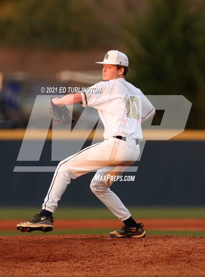Thumbnail 2 in Etowah @ River Ridge photogallery.