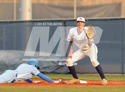Thumbnail 2 in Etowah @ River Ridge photogallery.