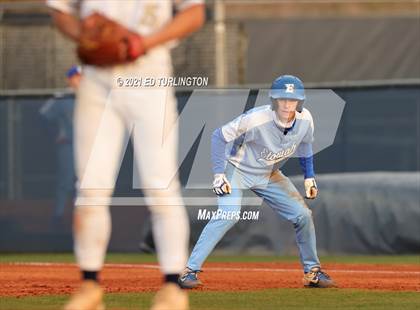 Thumbnail 3 in Etowah @ River Ridge photogallery.