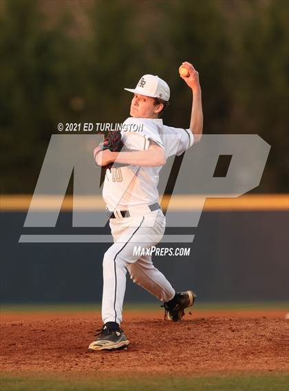 Thumbnail 1 in Etowah @ River Ridge photogallery.