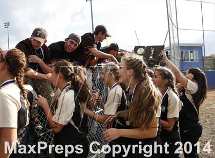 Thumbnail 2 in Old Saybrook vs. Thomaston (CIAC Class S Final) photogallery.