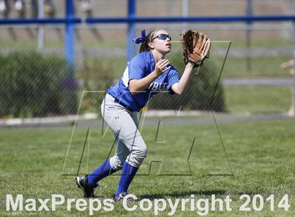 Thumbnail 2 in Old Saybrook vs. Thomaston (CIAC Class S Final) photogallery.