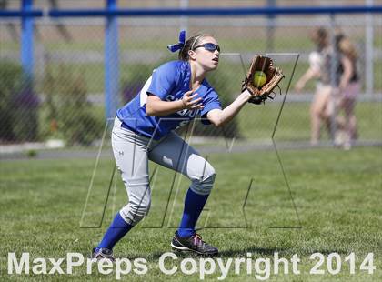 Thumbnail 3 in Old Saybrook vs. Thomaston (CIAC Class S Final) photogallery.