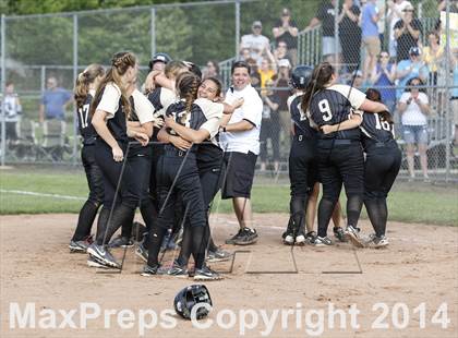 Thumbnail 2 in Old Saybrook vs. Thomaston (CIAC Class S Final) photogallery.