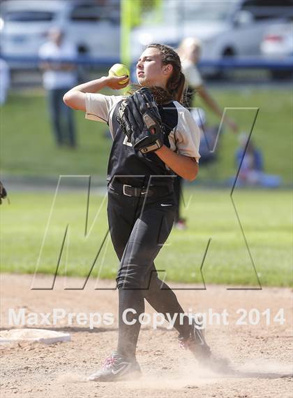 Thumbnail 3 in Old Saybrook vs. Thomaston (CIAC Class S Final) photogallery.