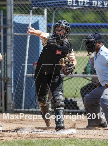 Thumbnail 1 in Old Saybrook vs. Thomaston (CIAC Class S Final) photogallery.