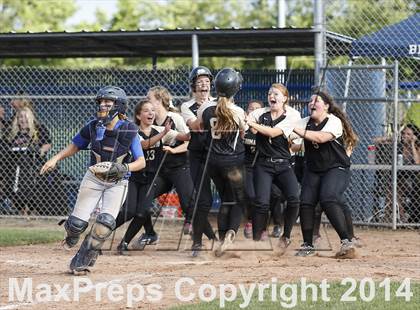 Thumbnail 1 in Old Saybrook vs. Thomaston (CIAC Class S Final) photogallery.