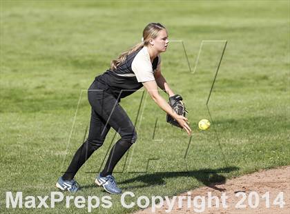 Thumbnail 1 in Old Saybrook vs. Thomaston (CIAC Class S Final) photogallery.