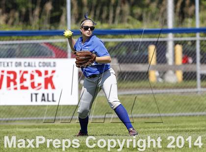 Thumbnail 3 in Old Saybrook vs. Thomaston (CIAC Class S Final) photogallery.