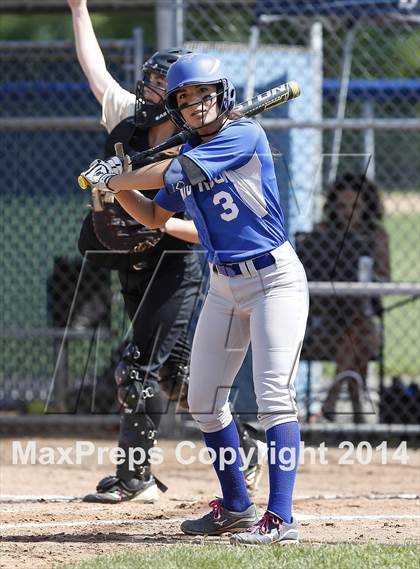 Thumbnail 3 in Old Saybrook vs. Thomaston (CIAC Class S Final) photogallery.