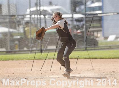 Thumbnail 1 in Old Saybrook vs. Thomaston (CIAC Class S Final) photogallery.
